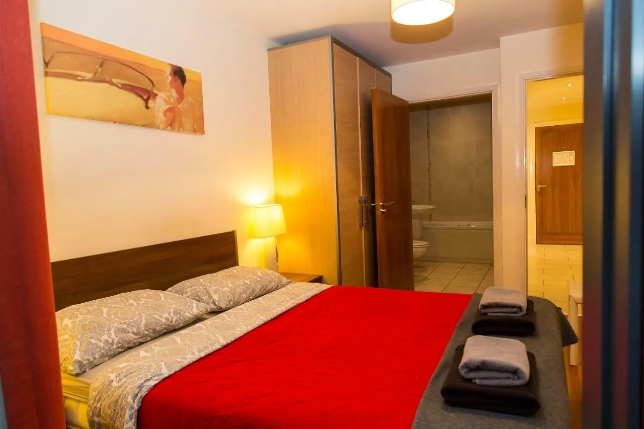 Spacous Dublin Escape 3Br Ensuited Free Parking Irland